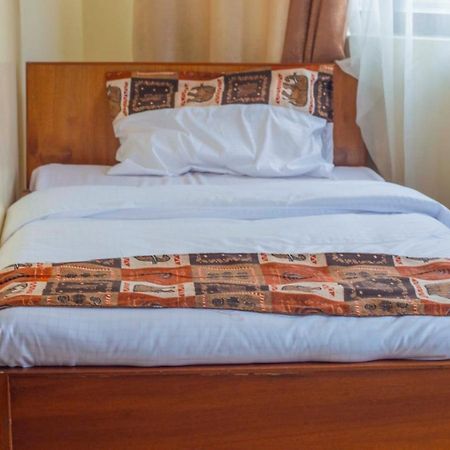 Ngara Riverside Lodge Найроби Экстерьер фото