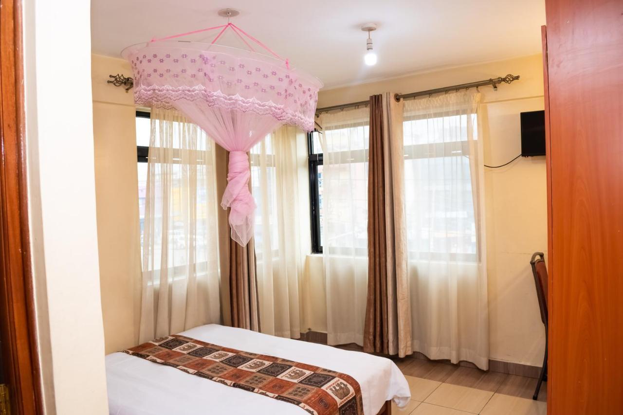 Ngara Riverside Lodge Найроби Экстерьер фото