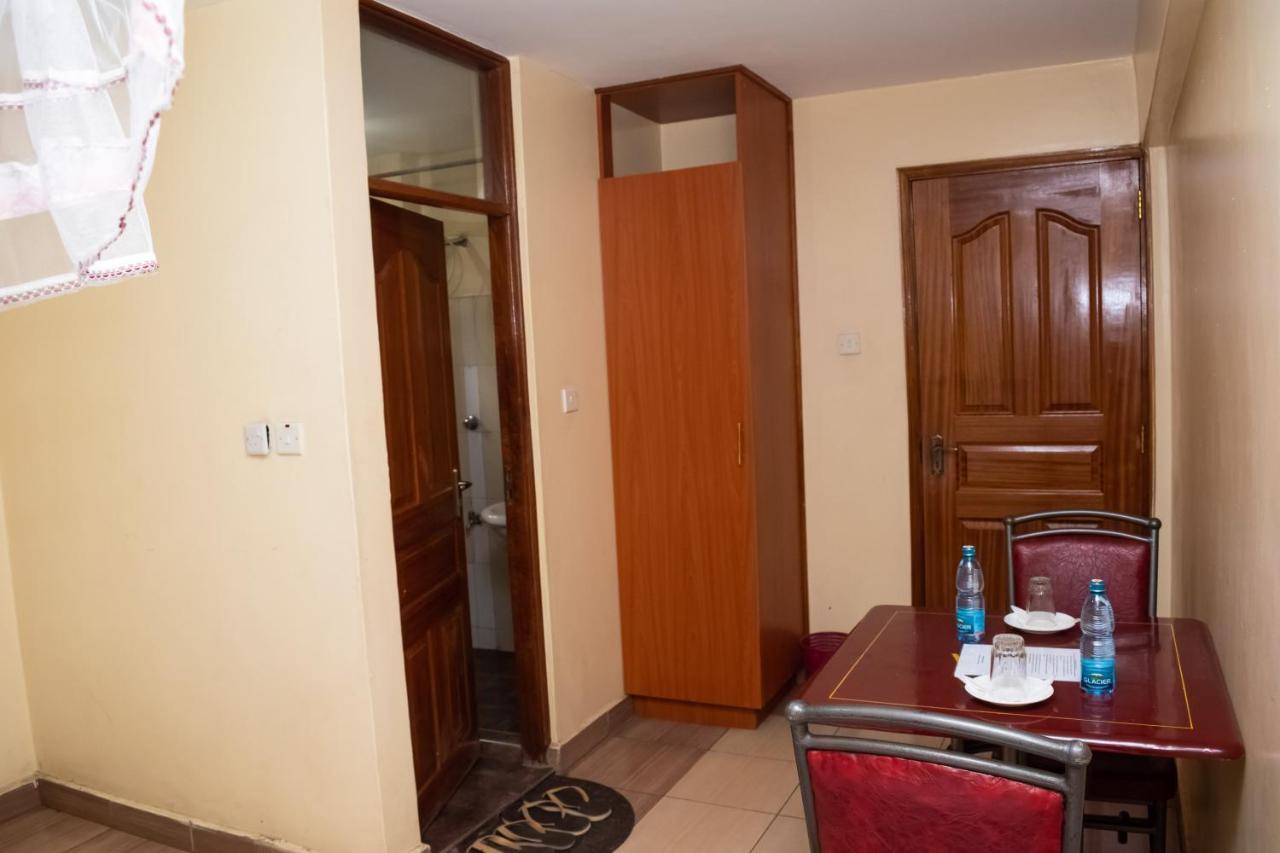 Ngara Riverside Lodge Найроби Экстерьер фото