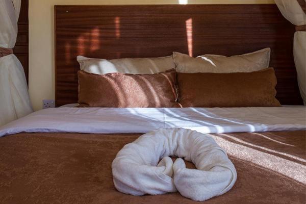Ngara Riverside Lodge Найроби Экстерьер фото